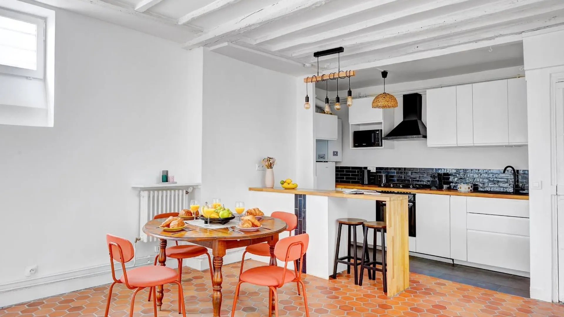Bright 1Br Near Bastille & Marais & Place Des Vosges contacts